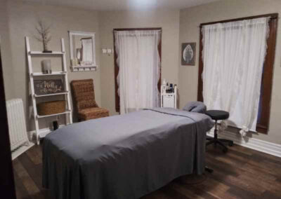 escential care massage room